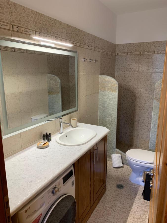 Komis Crown - Luxury Apartments Komi  Dış mekan fotoğraf