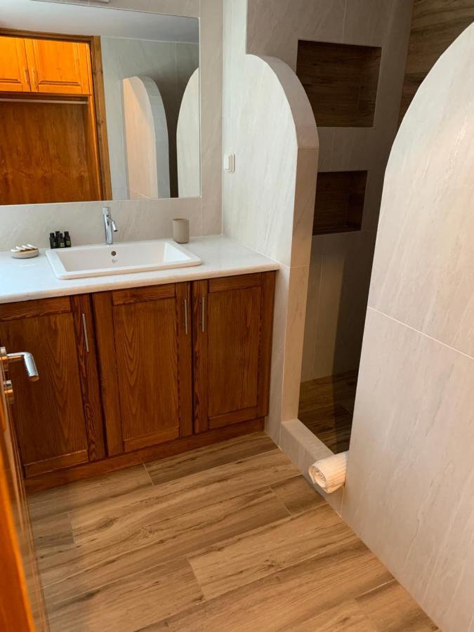 Komis Crown - Luxury Apartments Komi  Dış mekan fotoğraf