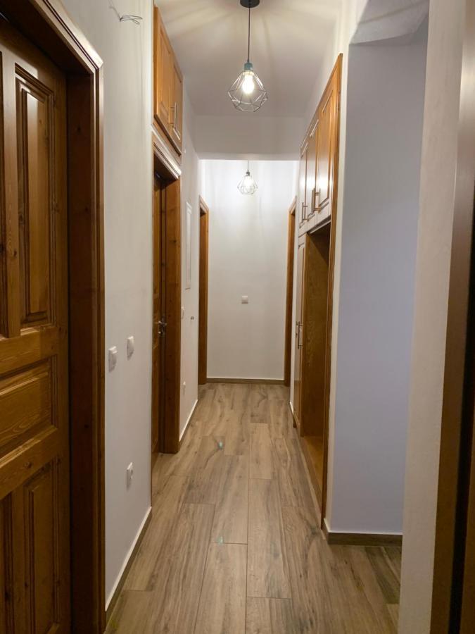 Komis Crown - Luxury Apartments Komi  Dış mekan fotoğraf